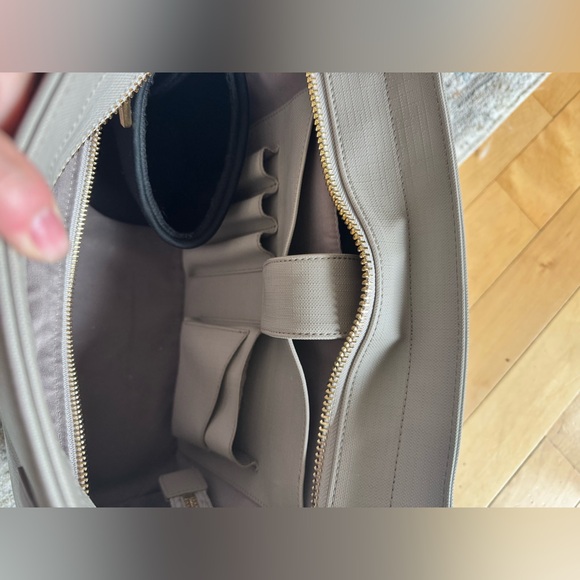 Dagne Dover Classic Leather Signature Tote Bag in Bleecker Blush - Picture 4 of 8